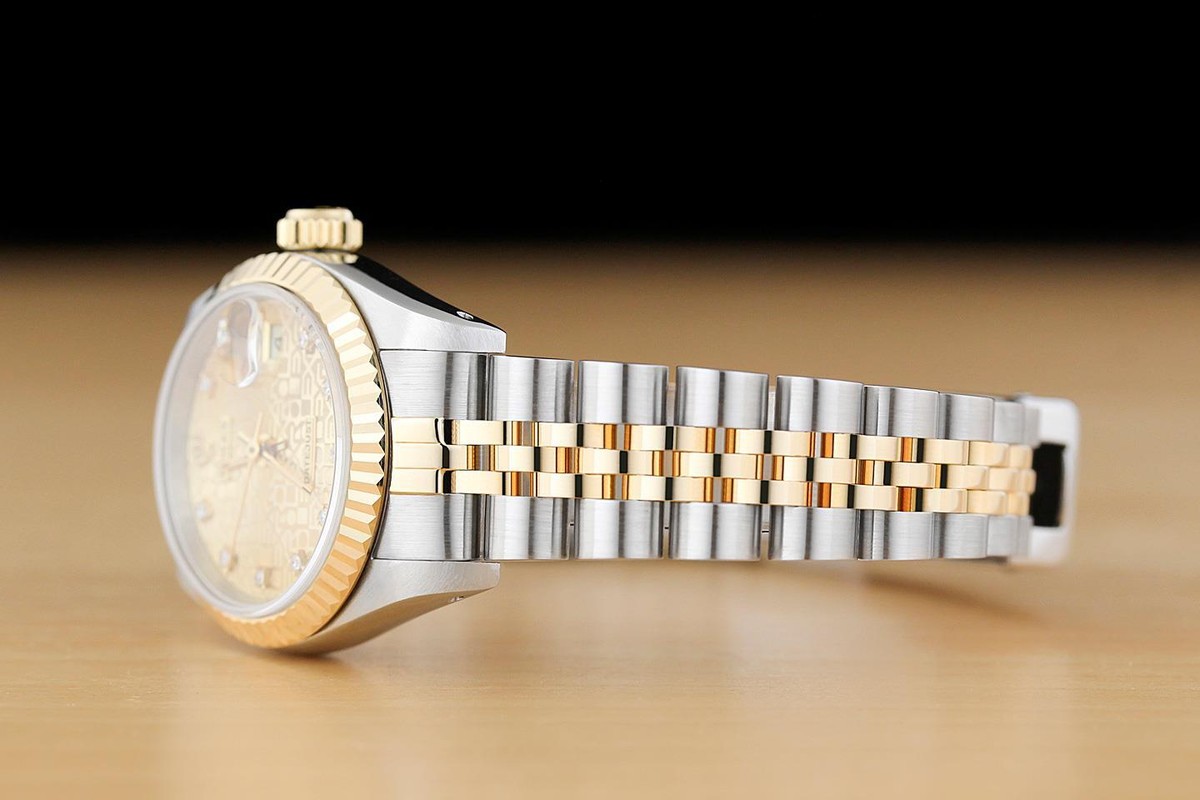 ROLEX LADIES DATEJUST FACTORY JUBILEE DIAMOND DIAL 18K GOLD STEEL WATCH Rolex Datejust Lady 179173 26 MM Black Dial Pre-owned main image 3