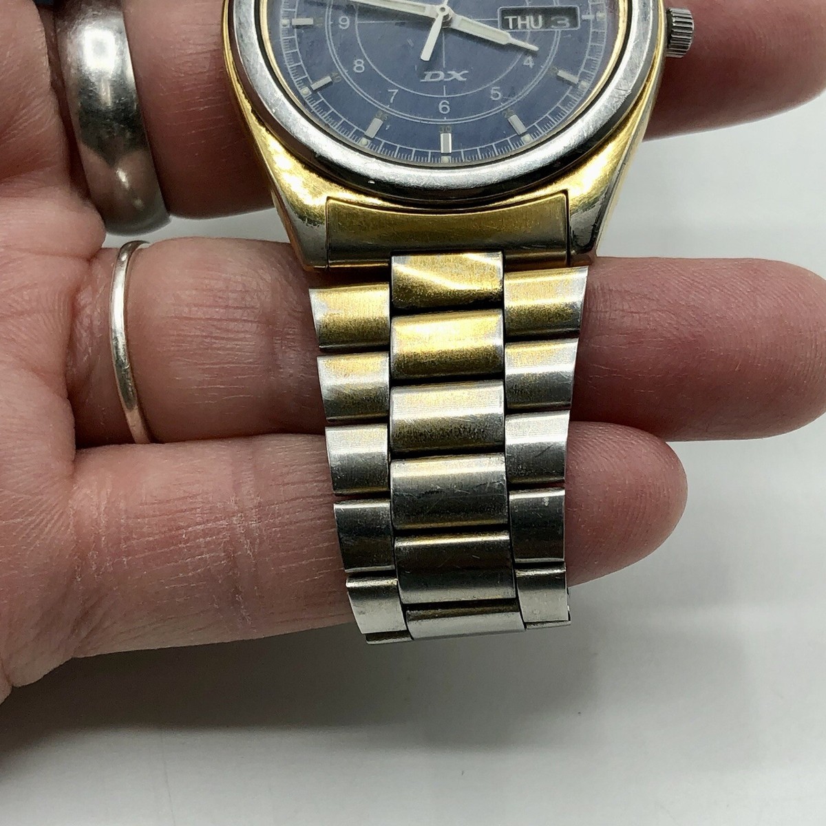 Seiko Mens DX Quartz Day Date Stainless Gold Tone Watch Seiko Mens DX Quartz Day Date Stainless Gold Tone Watch
