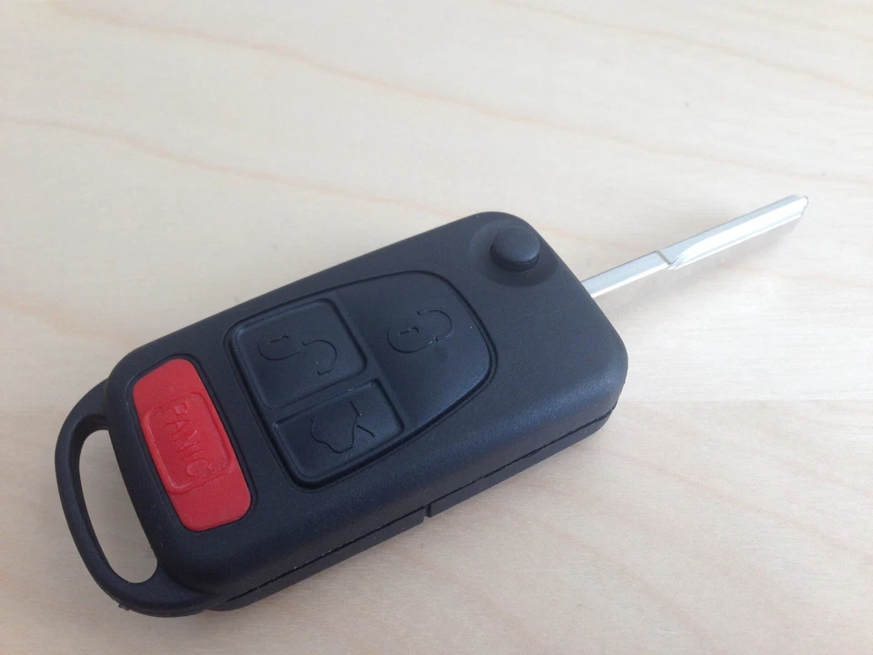 Chrysler Crossfire 2004-2008 llave abatible mando a distancia estuche 4 botones con instrucciones Foto 3 de 4