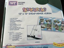 Westrim Crafts Strap Hinge 12x12 Scrapbook Album - Hunter Green Soft Leatherette
