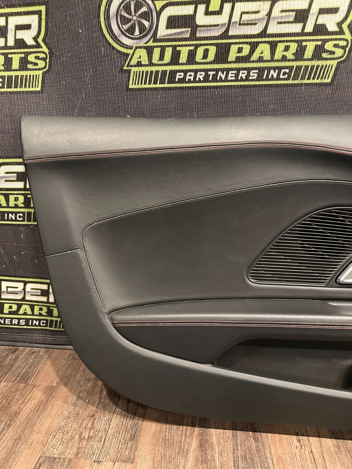 Audi R8 2017 LEFT Door panel