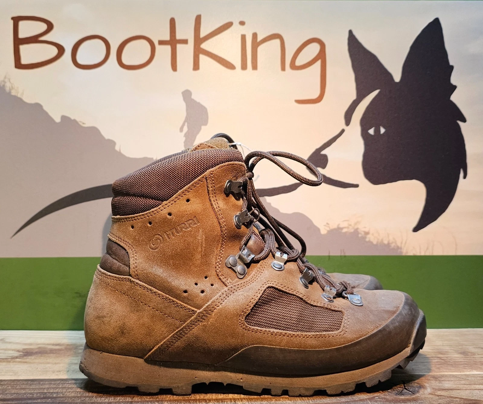Iturri Suede high liability Desert, Walking, Hiking, Fishing Boots UK 7 M
Opens in a new window or t