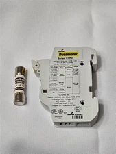 Bussmann Series CHPV photovoltaic 30A Fuse Block w/ Limitron DCM 15A DC Fuse