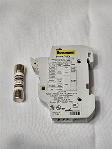 Bussmann Series CHPV photovoltaic 30A Fuse Block w/ Limitron DCM 15A DC Fuse