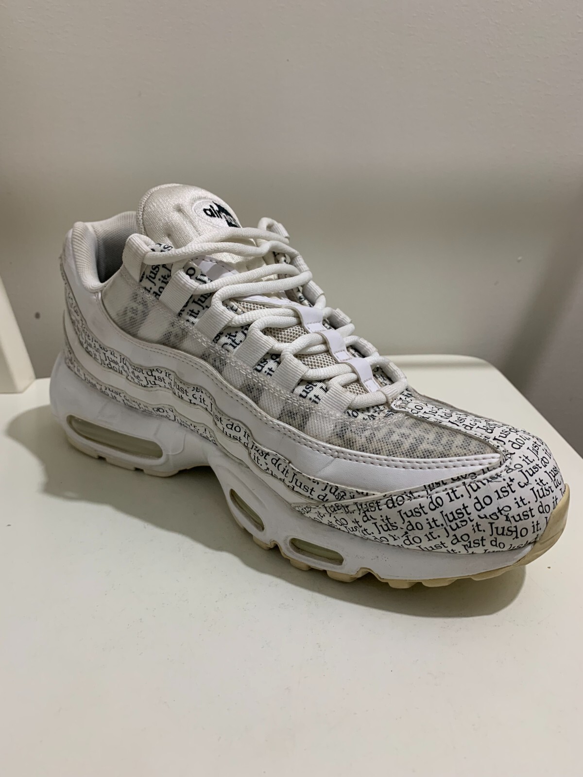 nike 95 just do it white