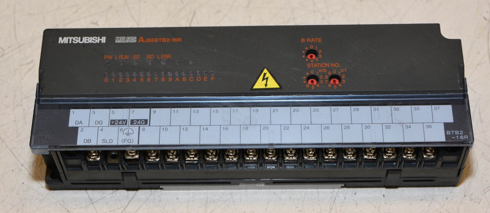 Mitsubishi MELSEC AJ65BTB2-16R PLC Output Unit DIN Mount PB