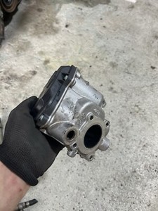 AGR Ventil Mercedes Benz Abgasrückführungsventil Abgasrückführung A6511400160