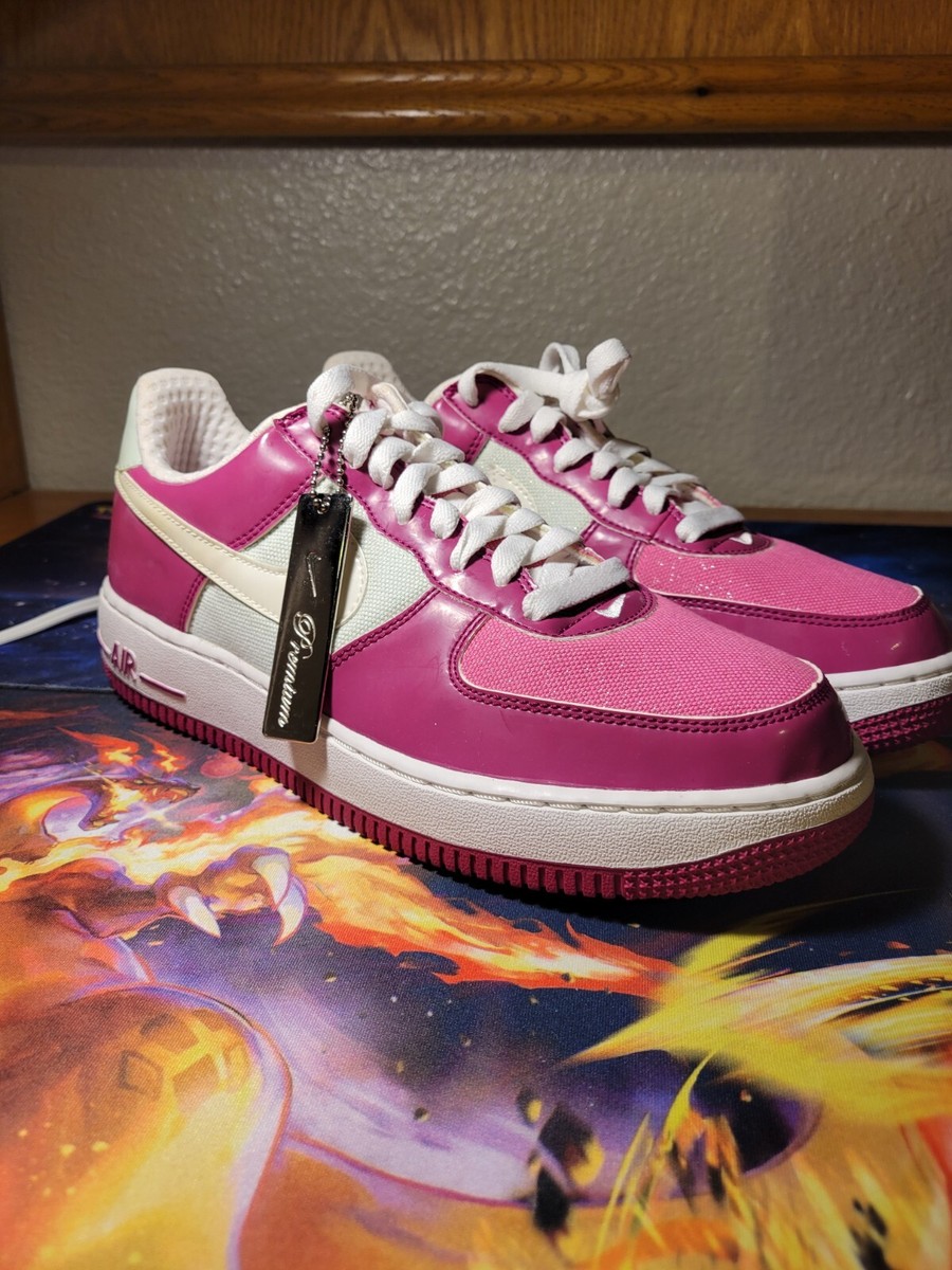 NIKE AIR FORCE 1 '07 