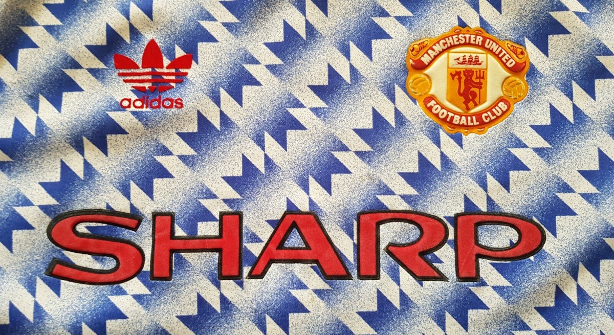Manchester United 1990 - 1992 Away football Adidas vintage shirt