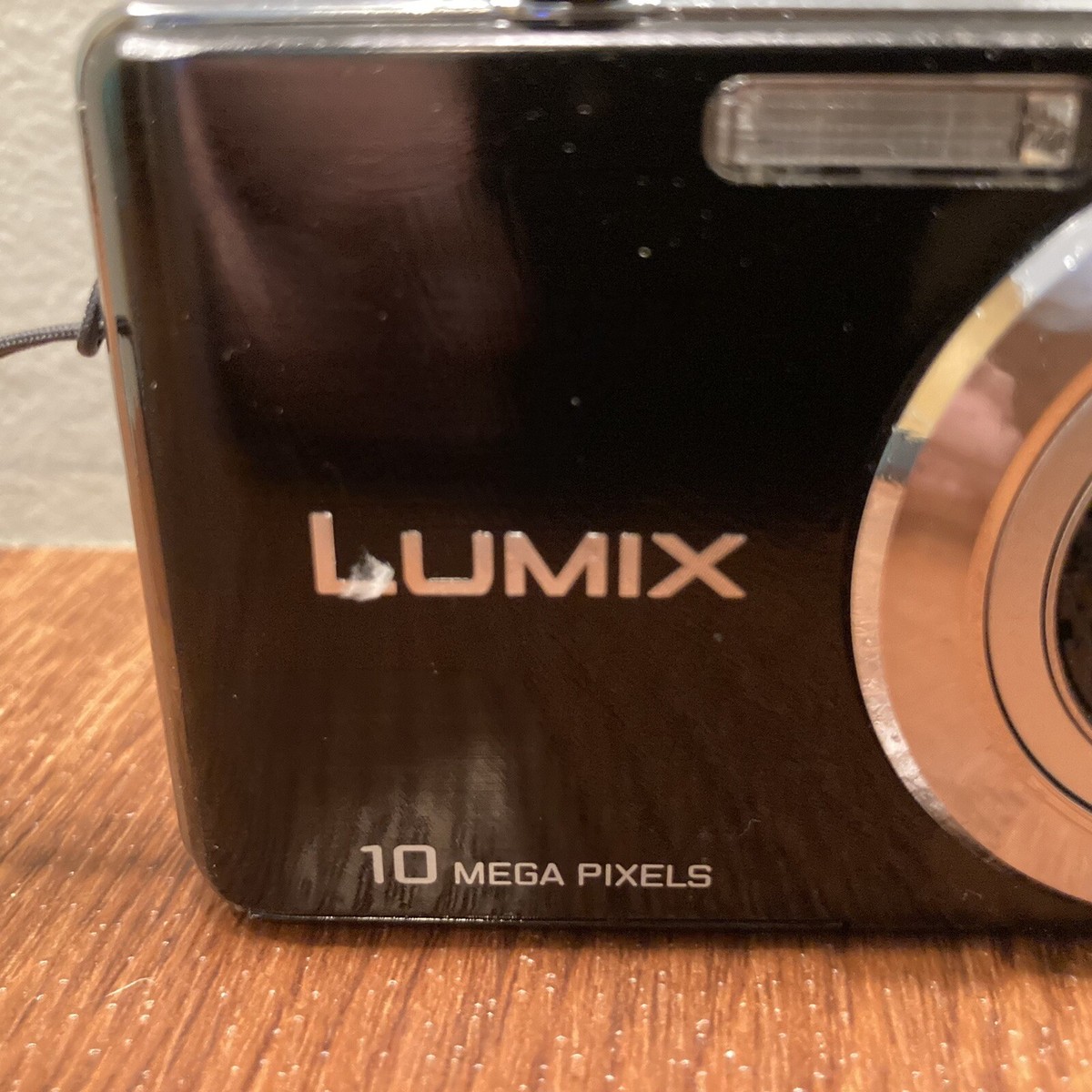 【ジャンク品】LUMIX DMC-FS7 10メガピクセル ジャンク品】LUMIX DMC-FS7 10メガピクセル Panasonic Lumix 10