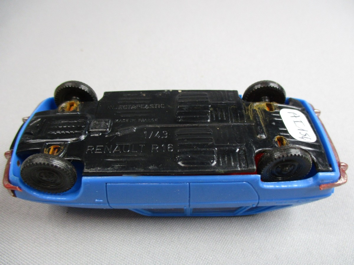 La Renault 10 bleue de 1966 miniature par Norev au 1/43e