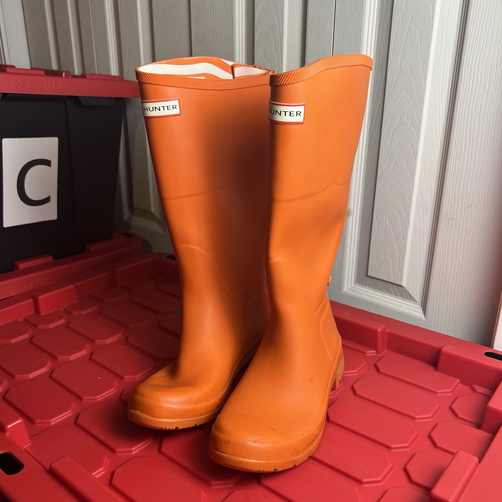 Hunter Womens Original Tall Gloss Rain Boots Bright Orange Size 8-image