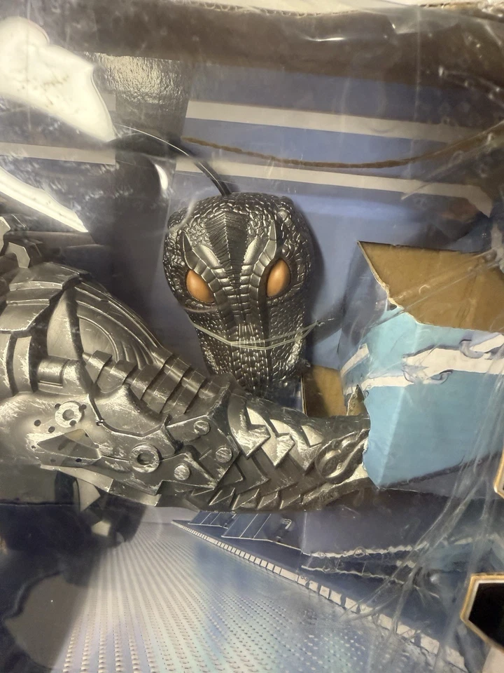 Skidz RC Childrens Dinosaur Toys for Kids, RC Walking Dinosaur , Smoke Action - Image 4 of 4