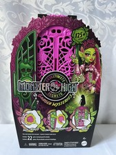 Monster High Skulltimate Secrets Garden Mysteries Venus Doll HYT75 BNIB