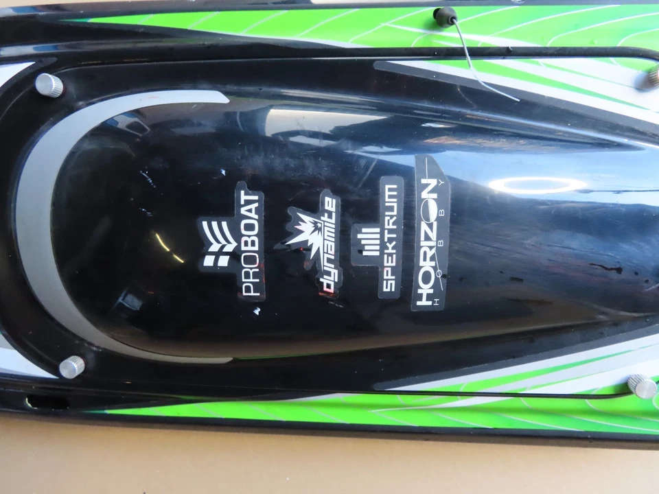 #SE4760# Pro Boat Sonicwake V2 36" Self-Righting Brushless RC Boot *lesen* - Bild 4 von 4