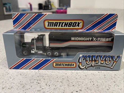 Matchbox Convoy CY9 Kenworth Box Truck Midnight X-Press