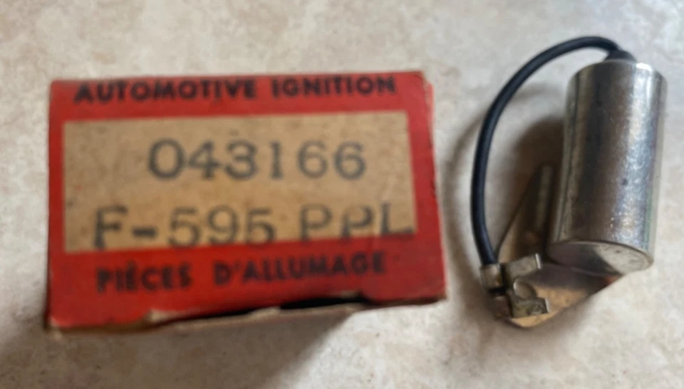 Condensador Western Automotive Ignition 043166/F-595 PPL NOS de colección Foto 2 de 2