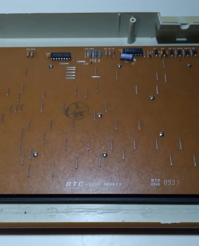 Vintage Packard Bell BTC klawiatura biała przełączniki BEZ PRZEWODU - Zdjęcie 7 z 11