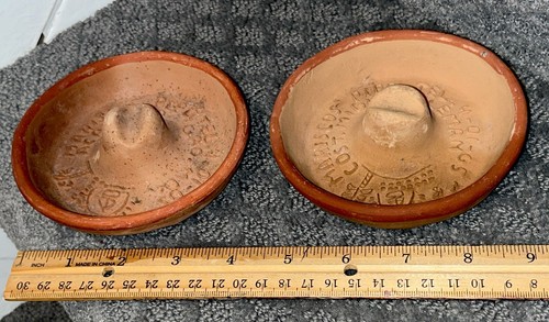 2 - EXLNT VINTAGE *TERRA COTTA CLAY* ASHTRAYS: SOMBREROS, MEXICO ADVERTISEMENTS