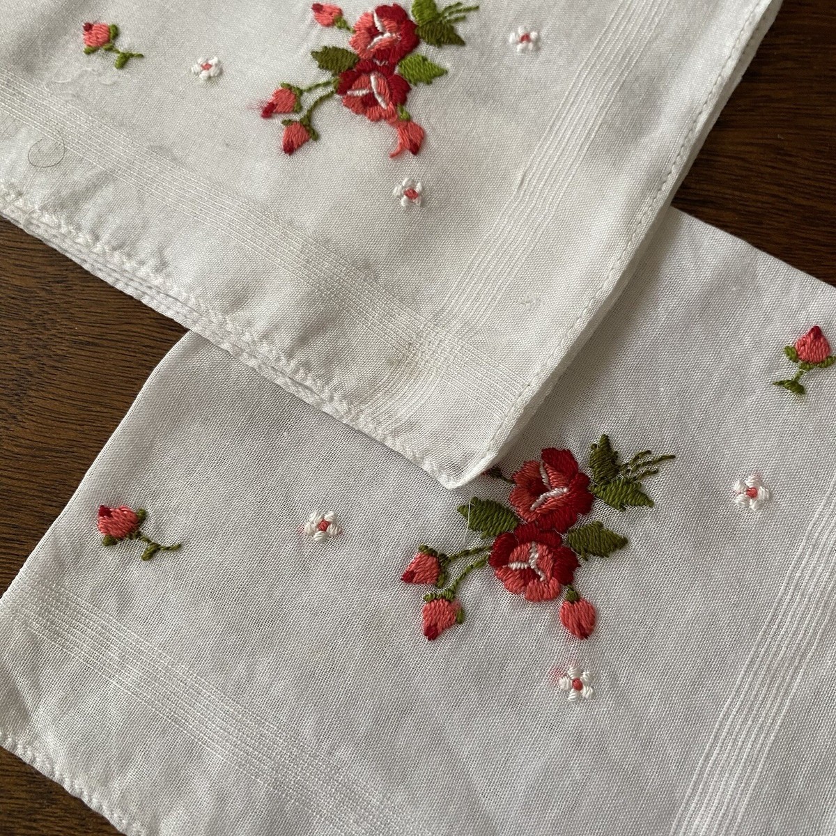 小物 1900s Hand Embroidery Handkerchief Vintage Handkerchief with Red Floral Embroidery Set of 2 | eBay