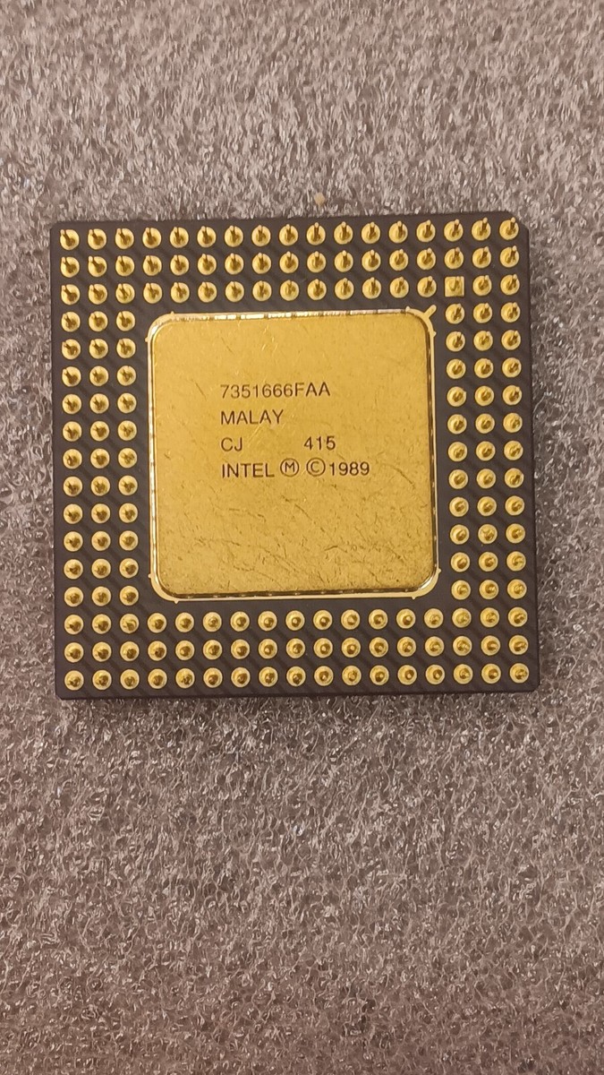 Intel 486 i486DX CPU Processor A80486DX-33 SX729 Collectible