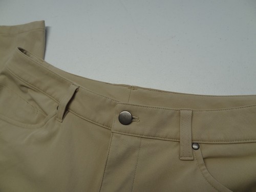 Pantaloni chino Lululemon 34x29 ABC Tofino Sand Performance elasticizzati kaki M5967S - Foto 2 di 15