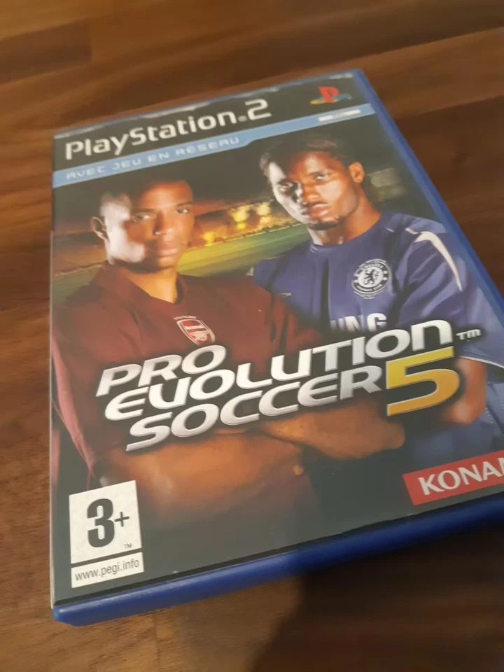 Jeu PS2 "Pro Evolution Soccer 5 / PES 5" complet en boîte version PAL (N°8999S), photo 1 sur 3