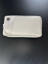 Lufthansa First Class Amenity Kit Kulturbeutel Tasche grau Neu