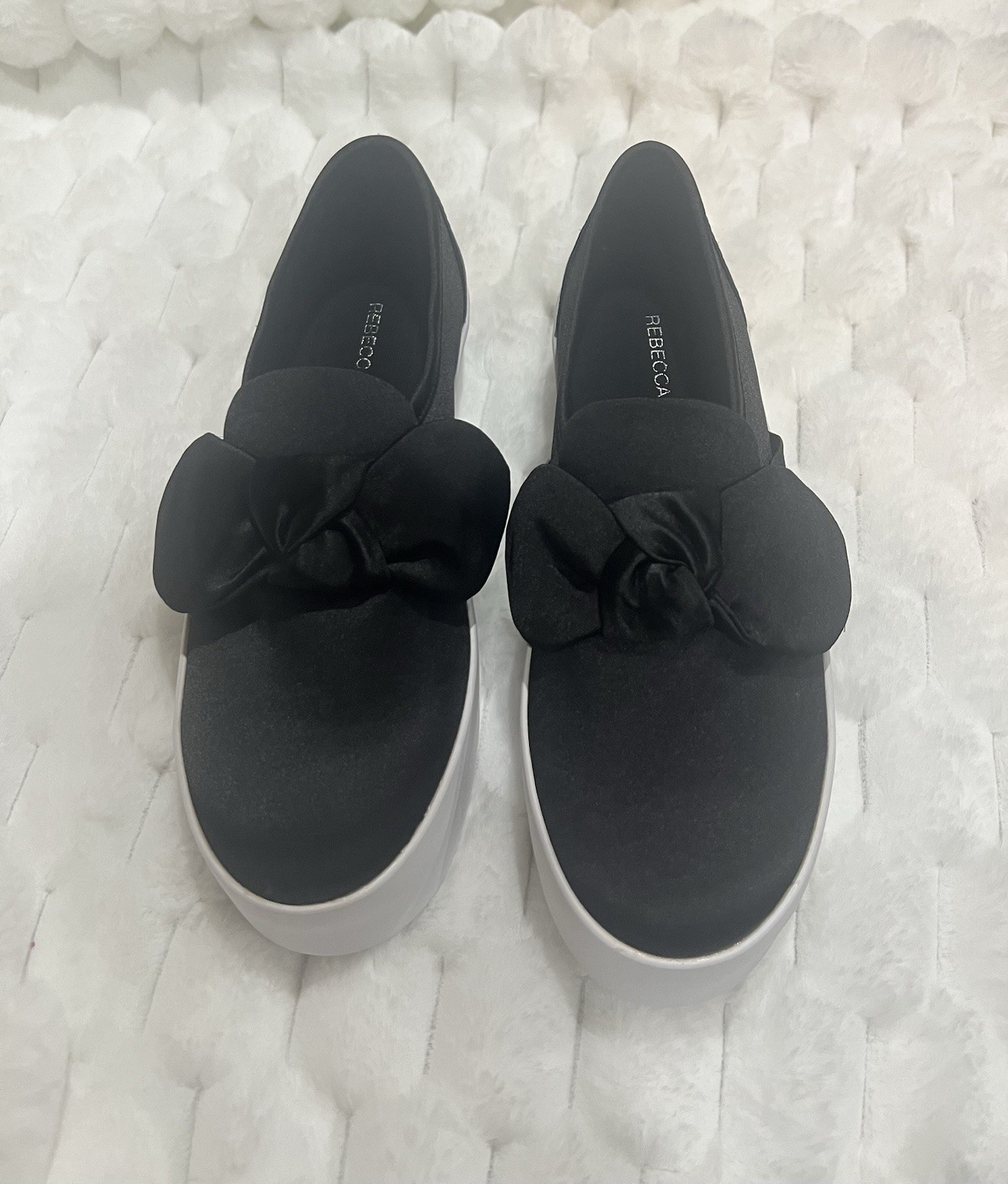 NWOB Black Rebecca Minkoff Satin With Bow Detail Platform Sn