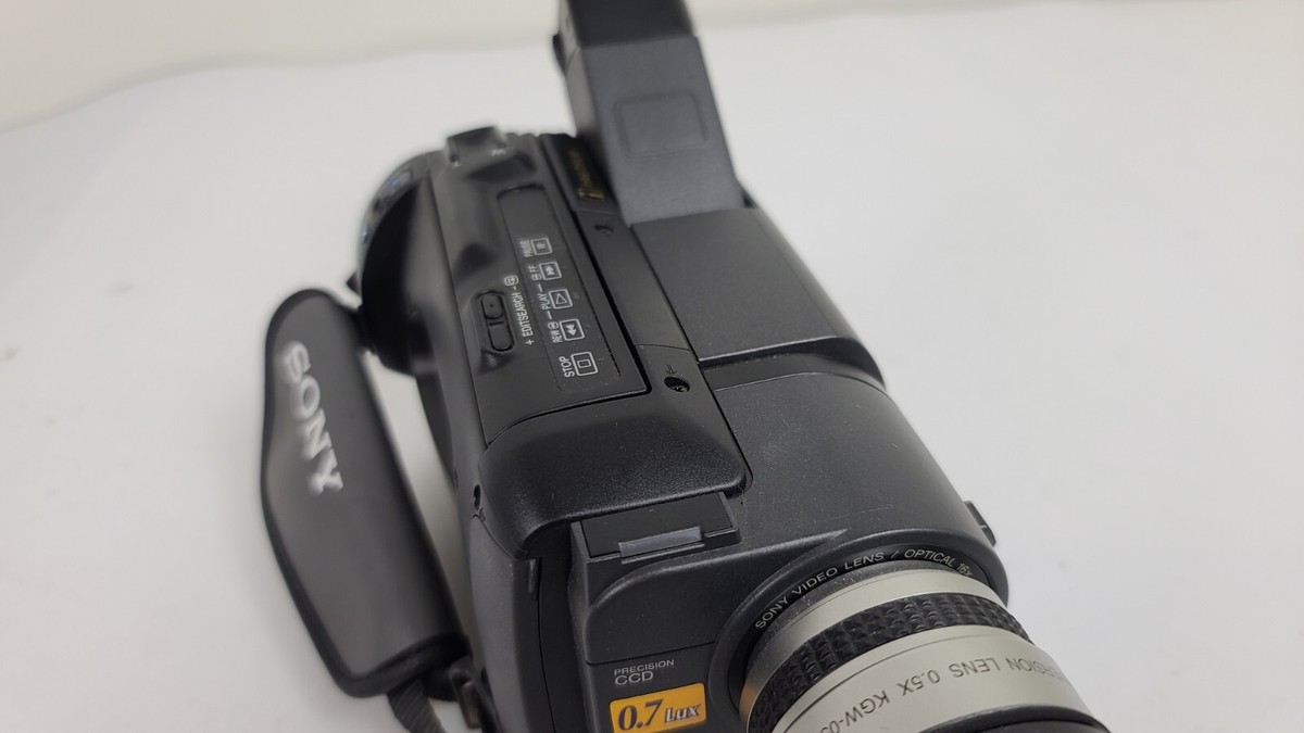Sony Handycam CCD-TRV25 Video 8 XR SteadyShot Camcorder | eBay Sony Handycam CCD-TRV25 Video 8 XR SteadyShot Camcorder | eBay