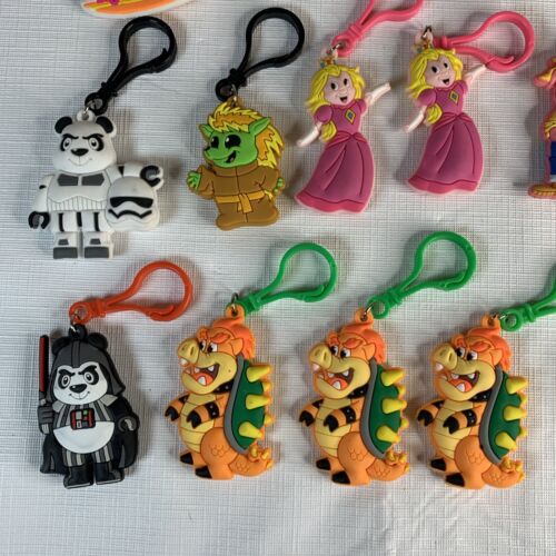 18 pcs Big Kahuna Pandamonium Collectables Fundraiser Backpack Hangers Keychain - Picture 3 of 7