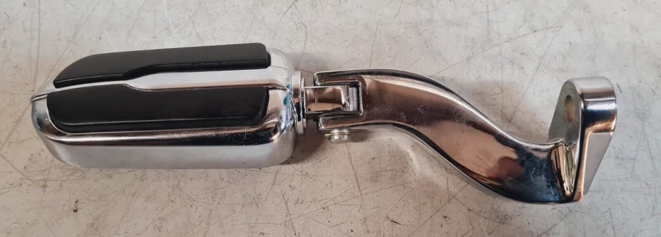 Harley Davidson Street Glide Rear Passenger Foot Peg 51453-09 - Image 3 of 4