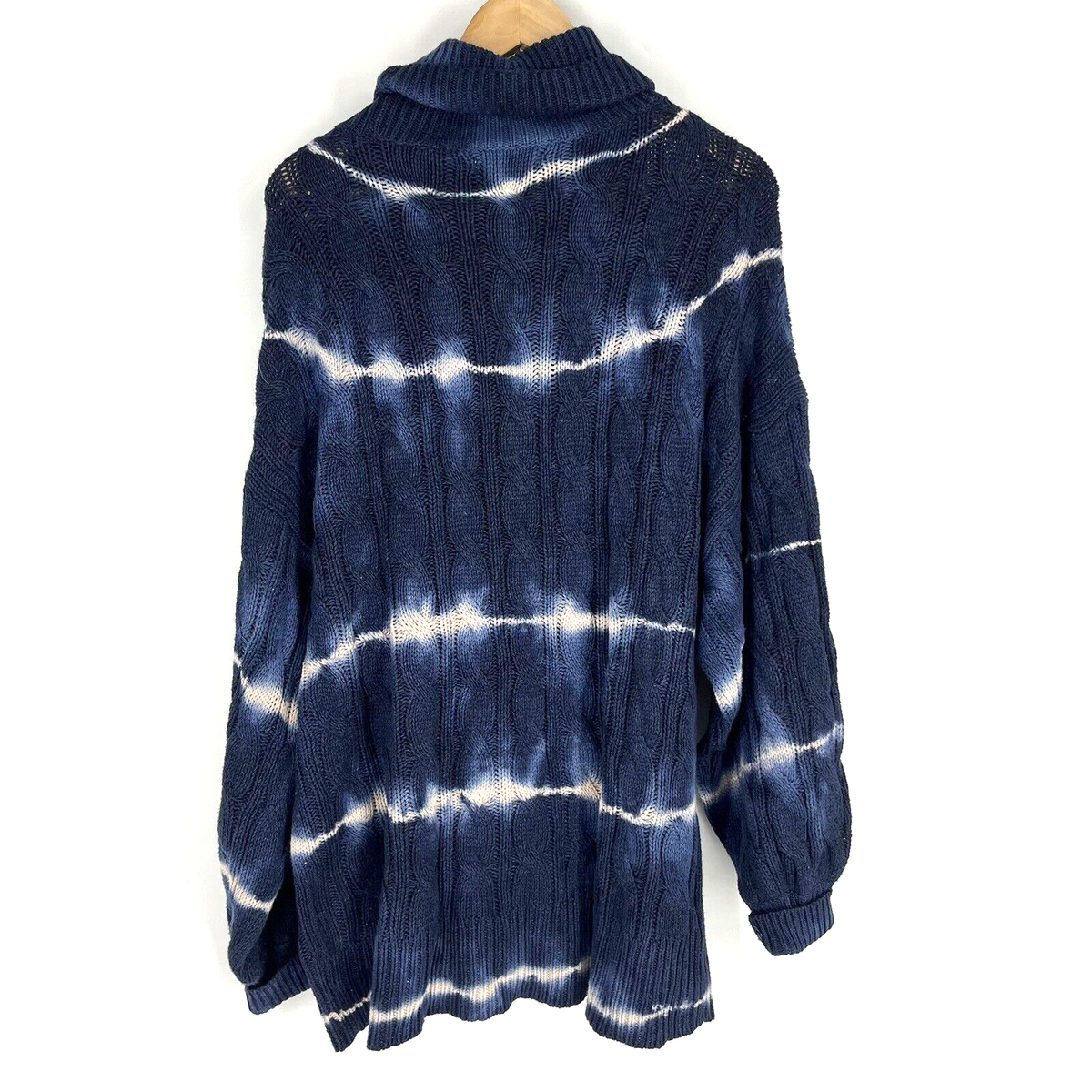 American Eagle Sweater Size Large Navy Tie Dye Chunky Cable