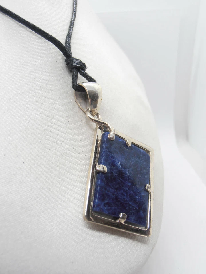 Ciondolo in ARGENTO 925 con SODALITE naturale e girocollo - Pendente Pietra Dura - Immagine 2 di 4