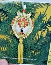 LeeWards CANDLE GLOW Satin Tassel Sequin Bead Christmas Ornament Kit Vintage NOS