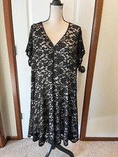 TORRID Women Plus Size 3 Black Floral Lace V Neck A Line Dress