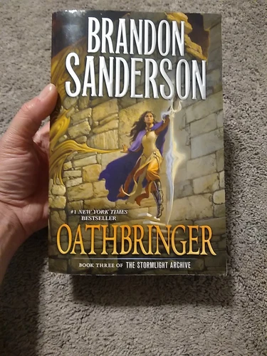 Oathbringer by Brandon Sanderson 1st Ed.  Trade Paperback 2018 With Map 