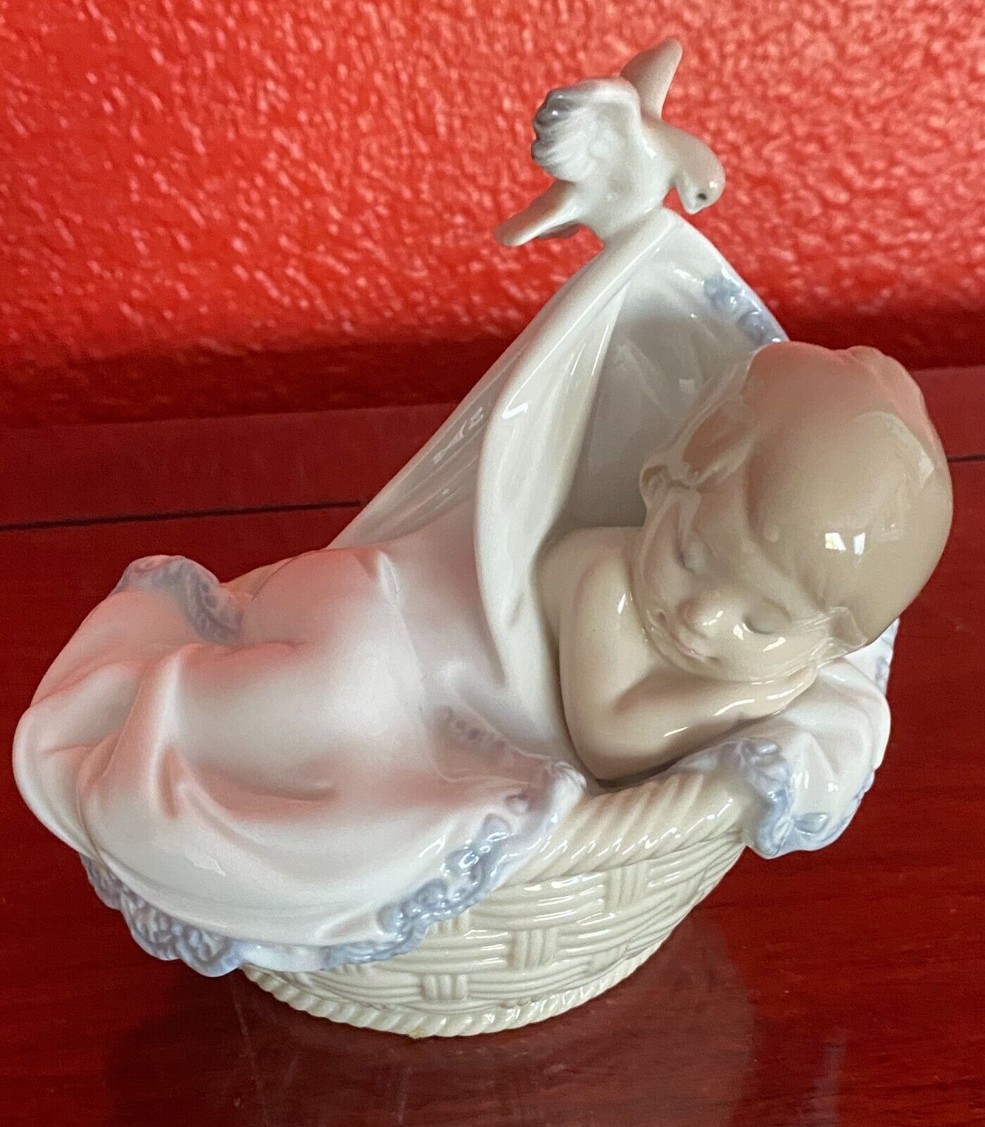 Lladro Porcelain Figurine - Tender Dreams #6656