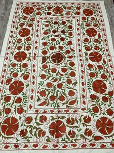 Hand-Embroidered-Wall-Hanging-Uzbek-Silk-Suzani-Vintage-Embroidery