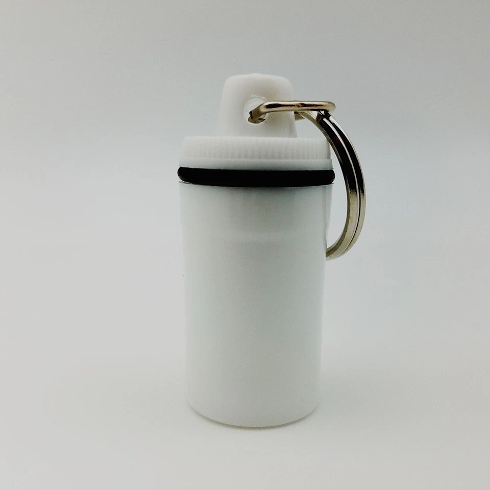 7-Day AM PM Pill Box Vitamin Organizer, Pill Splitter, Holder Keychain Bundle - Image 4 of 4