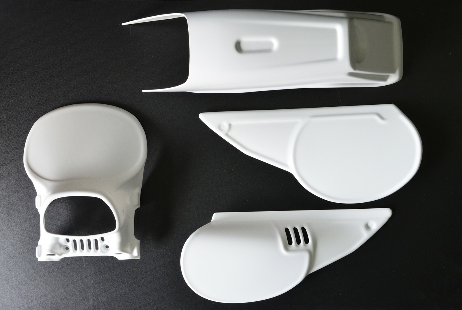 Kit complet Puch F3 GS pour remplacer les plastiques cassés