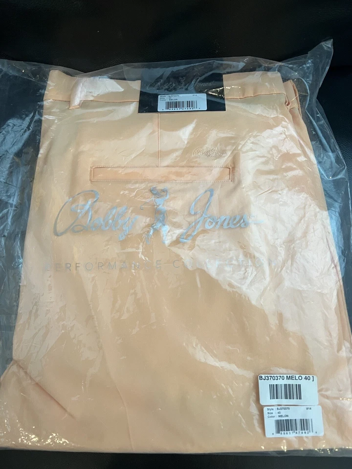 Bobby  Jones golf Shorts size 40 - Image 2 of 4