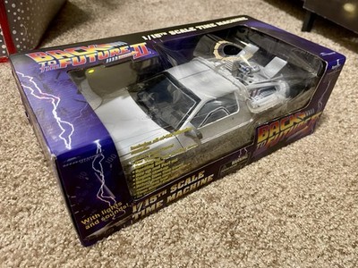 Back to the Future II DeLorean Frosty 1/15 Diamond Select Movie Dialogue Sealed