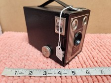 VTG 1946-52 Eastman Kodak Brownie Target Six-20 Box Camera ESTATE