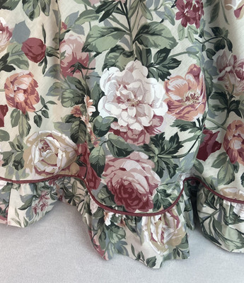 Vintage Croscill Tablecloth Cotswold Rose Arbor Ruffles Round 64''  Has Flaws