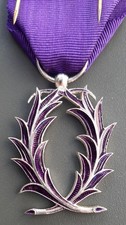 Palmes Académiques Chevalier médaille en Argent émaillée Monnaie de Paris