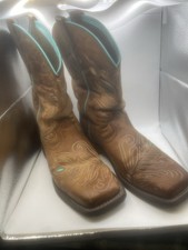 Ariat women  s Bright Eyes western performance boots