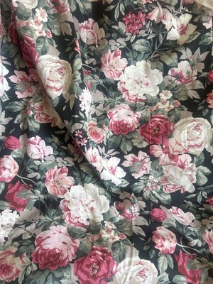 EIN Vintage Dorma Poly Baumwolle gefütterter Vorhang aus der Croscill Kollektion