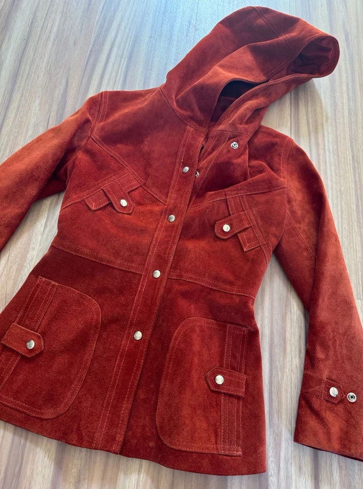 Chaqueta de cuero de gamuza de colección años 70 naranja óxido capucha cierre a presión Foto 3 de 4