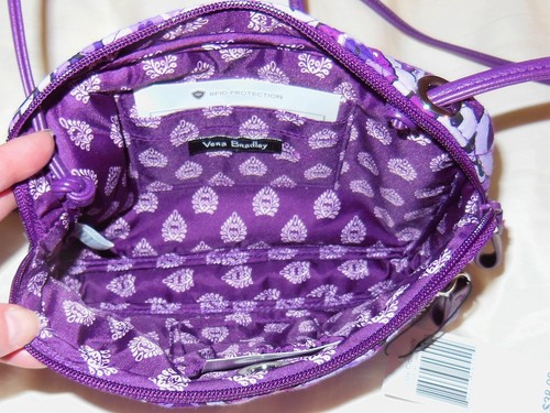 NWT Vera Bradley Iconic RFID LITTLE CROSSBODY in LILAC PAISLEY purse 22533-I94 - Picture 4 of 10